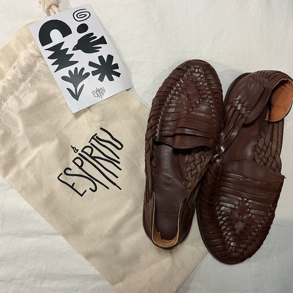 Men’s Espiritu Huraches - Picture 1 of 4